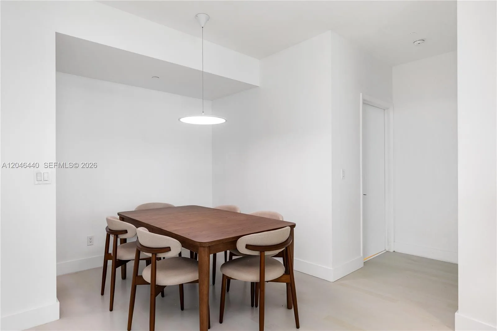 300 S Pointe Dr # 907, Miami Beach, FL 33139 photo 11