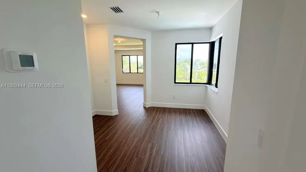 19708 NE 14th Ave, Miami, FL 33179 photo 5