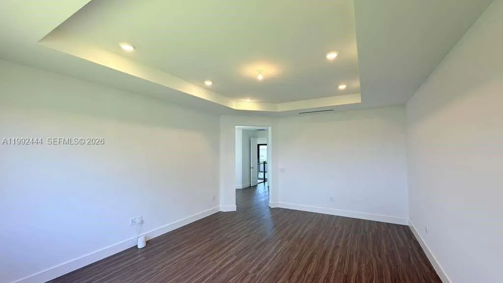 19708 NE 14th Ave, Miami, FL 33179 photo 8