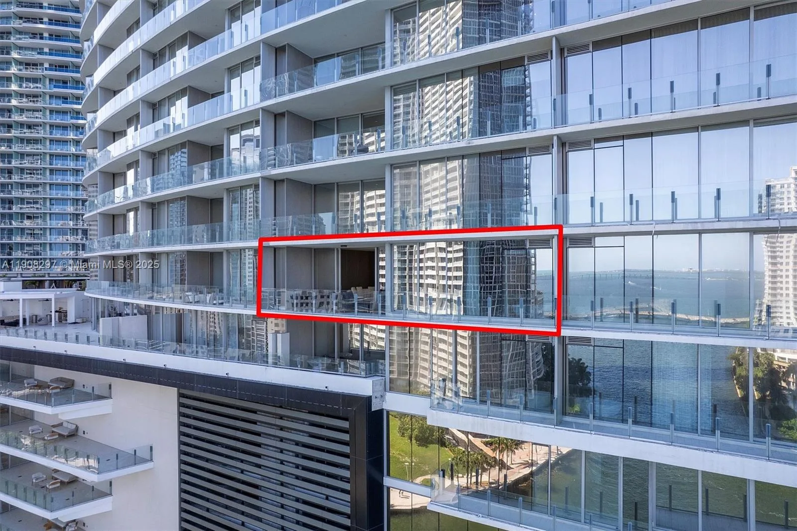 300 Biscayne Blvd Way # 1604, Miami, FL 33131 photo 3