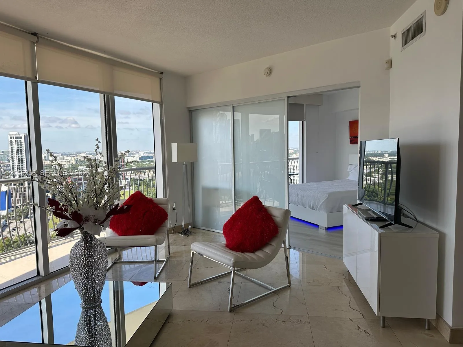 1750 N Bayshore Dr # 2914, Miami, FL 33132 photo 10