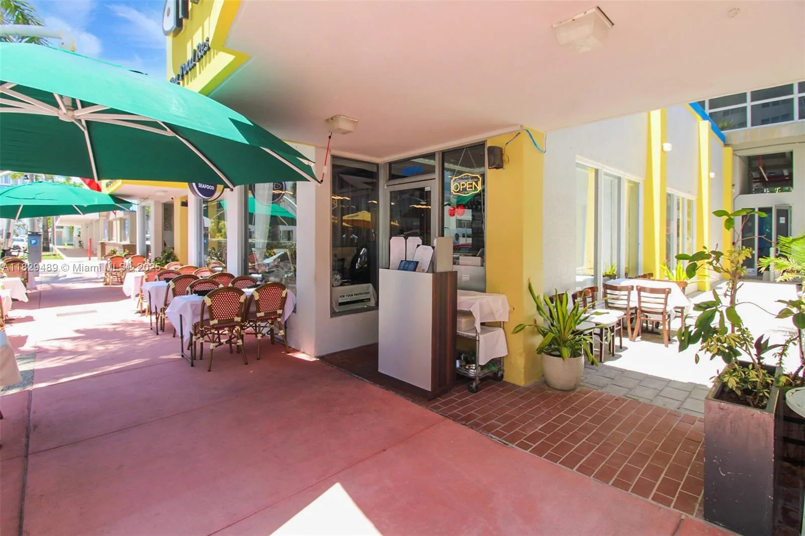 6930 Collins Ave # Co Working Office, Miami Beach, FL 33141 photo 11