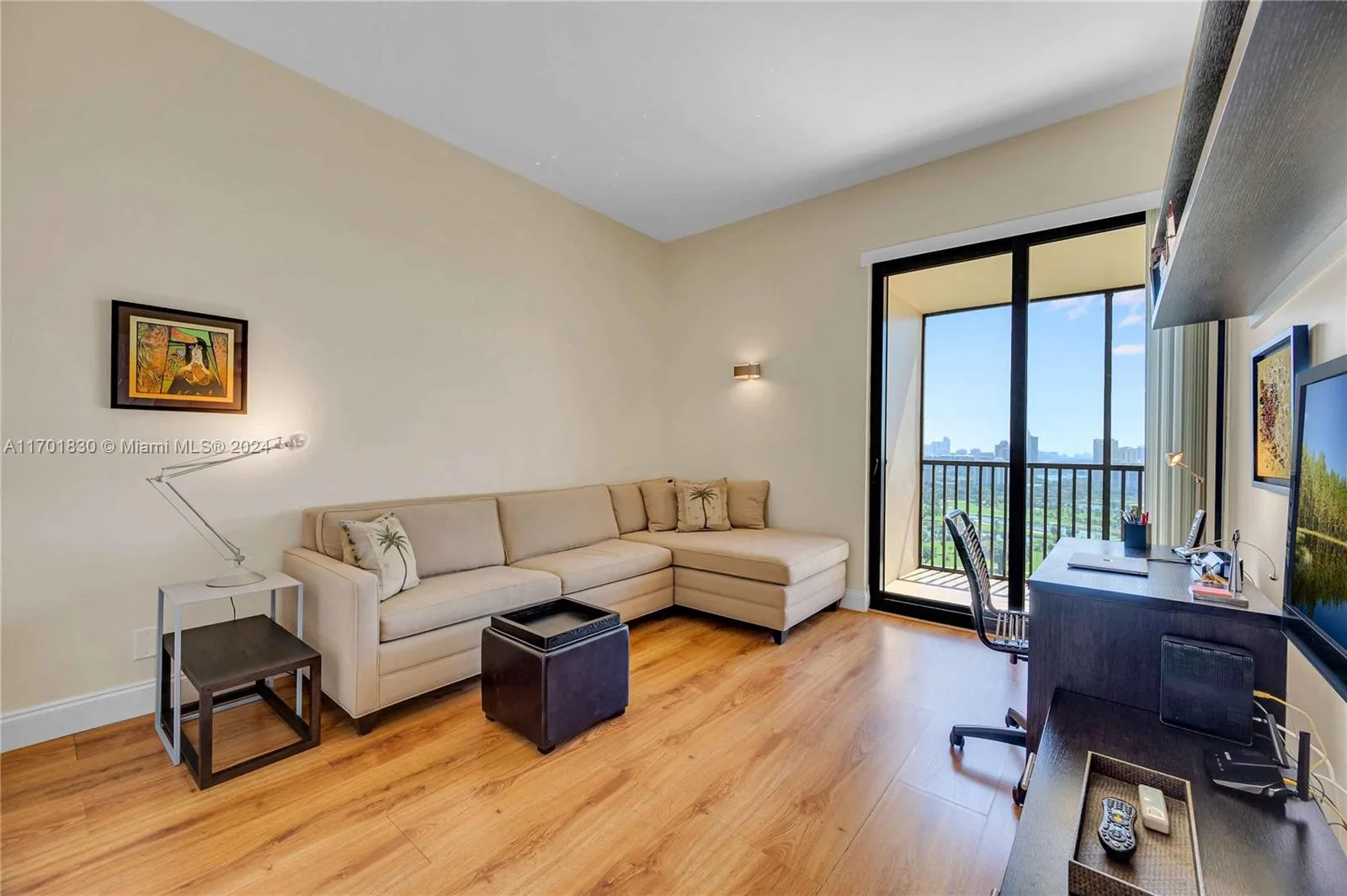 20379 W Country Club Dr # PH-36, Aventura, FL 33180 photo 12