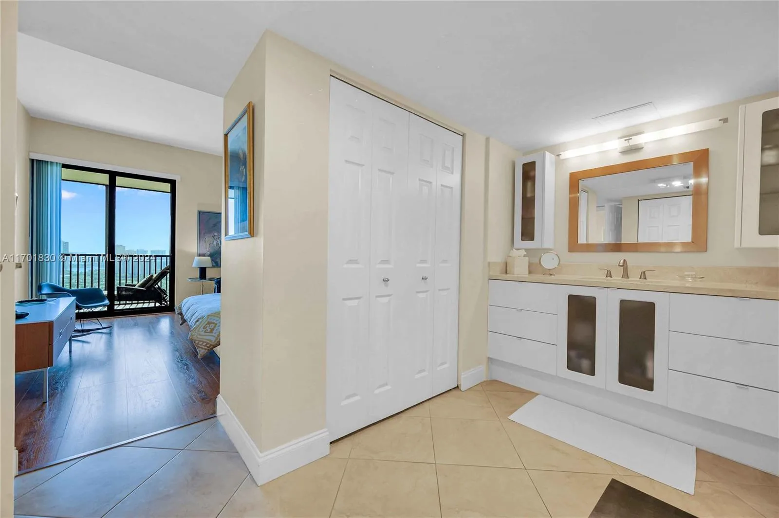 20379 W Country Club Dr # PH-36, Aventura, FL 33180 photo 9