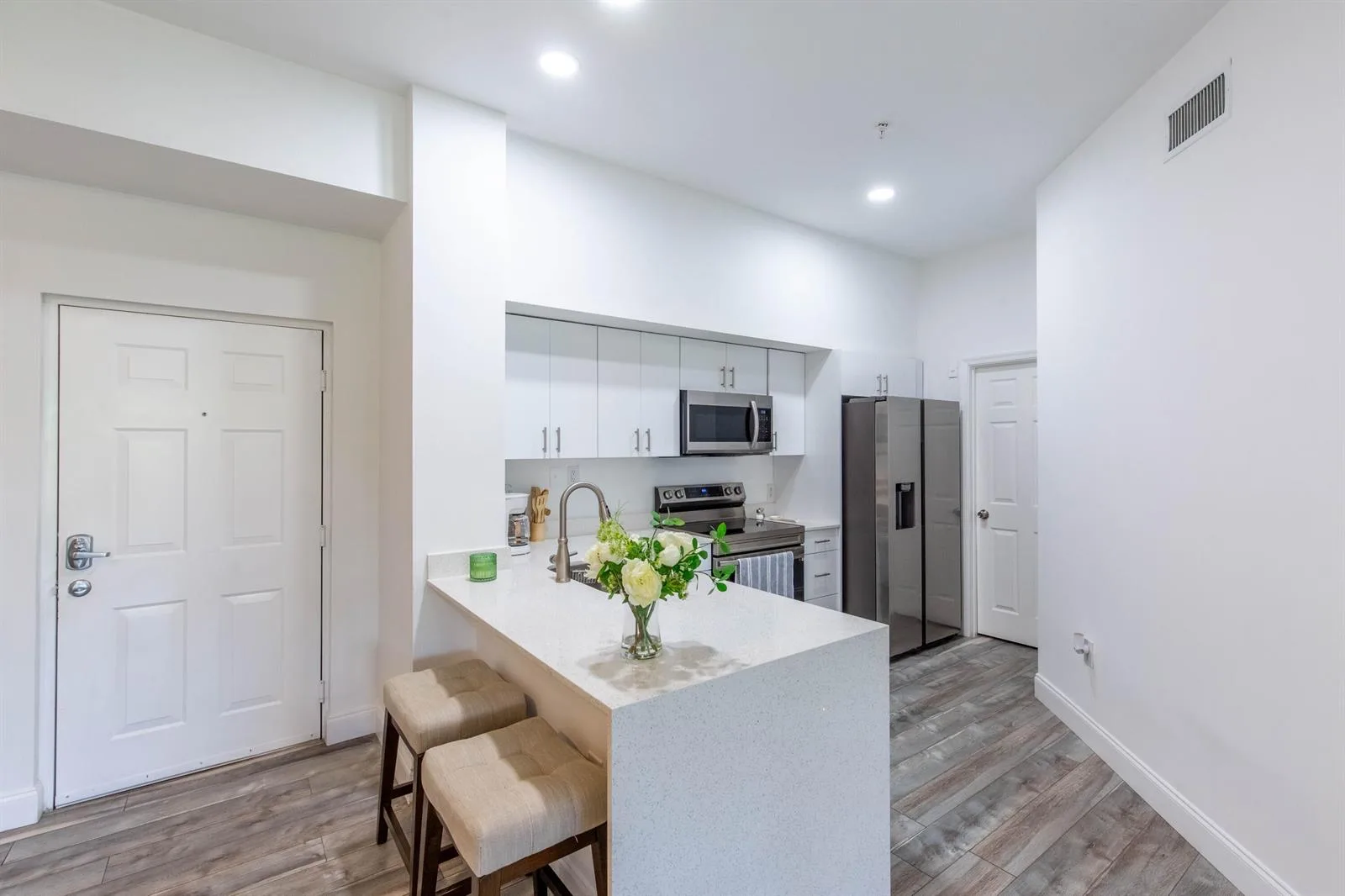 11790 SAINT ANDREWS Place # 305, Wellington, FL 33414
