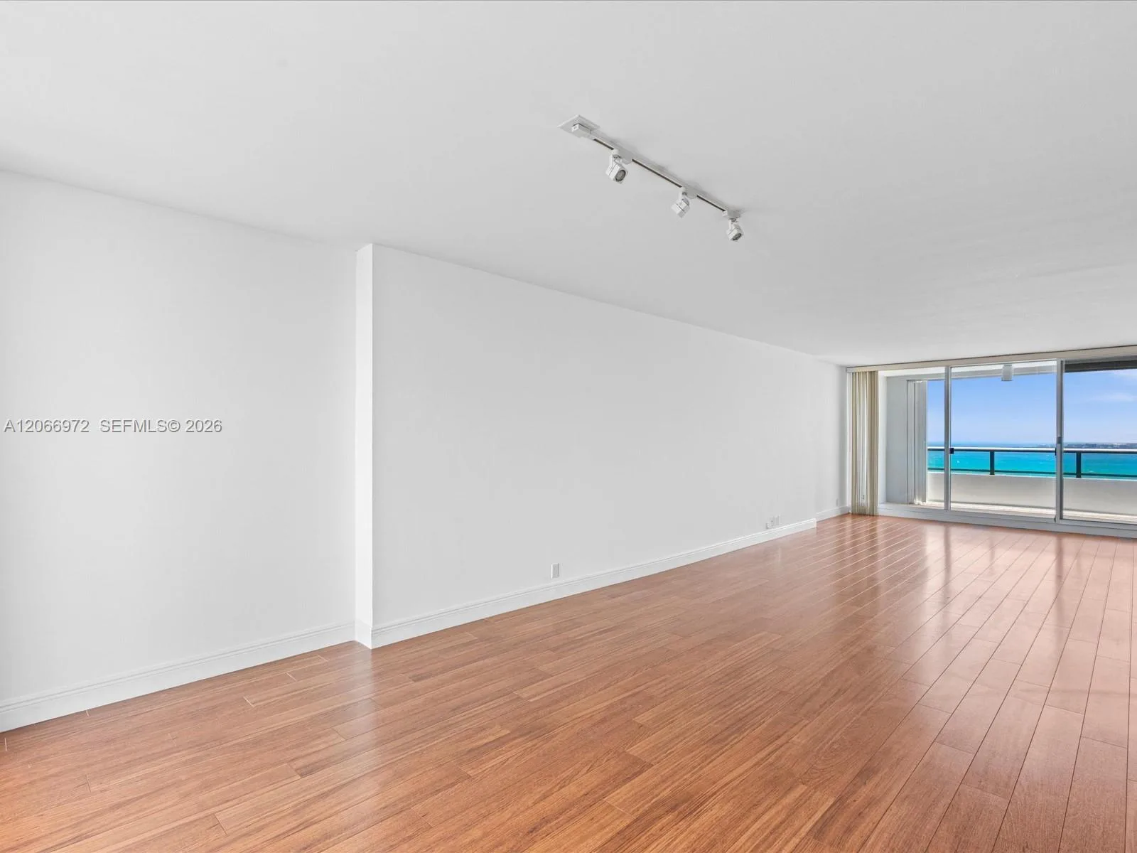 1541 Brickell Ave # B3804, Miami, FL 33129 photo 11