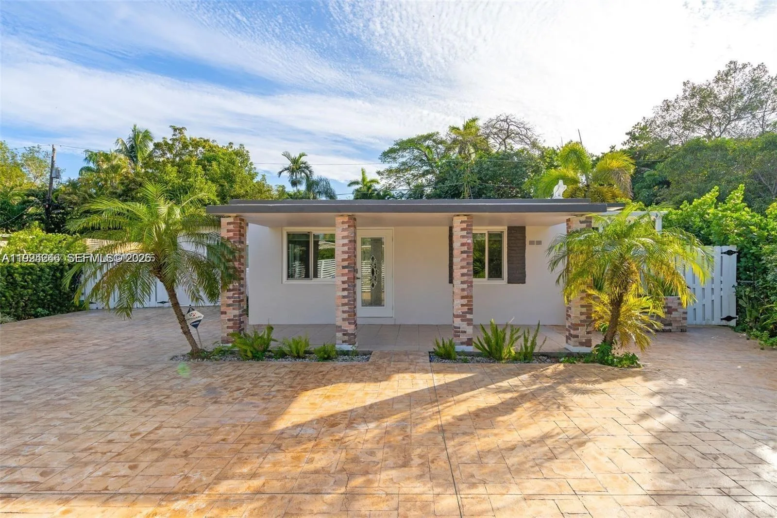 3800 Charles Ter, Miami, FL 33133 photo 2