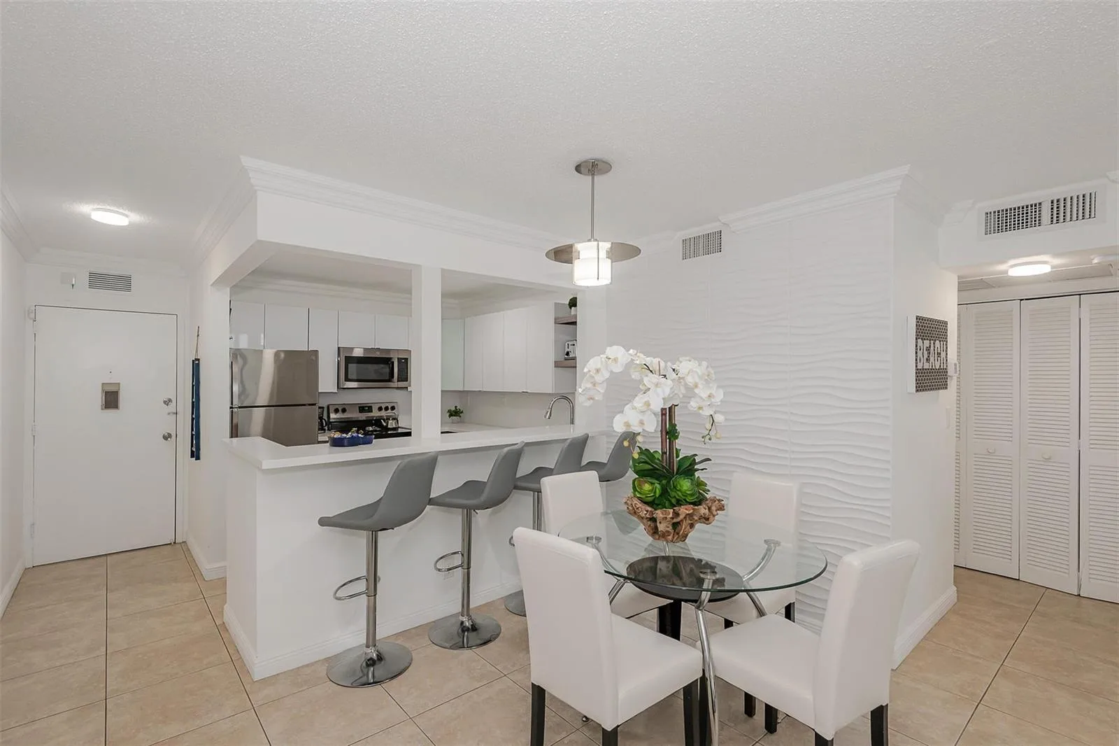 3140 S Ocean Drive # 509, Hallandale Beach, FL 33009