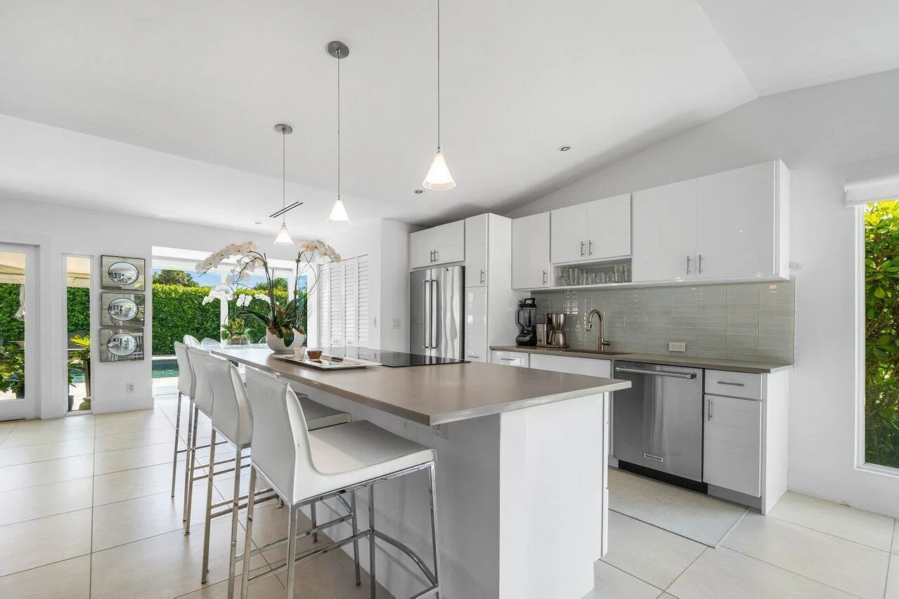 2320 Las Casitas Drive, Wellington, FL 33414 photo 3