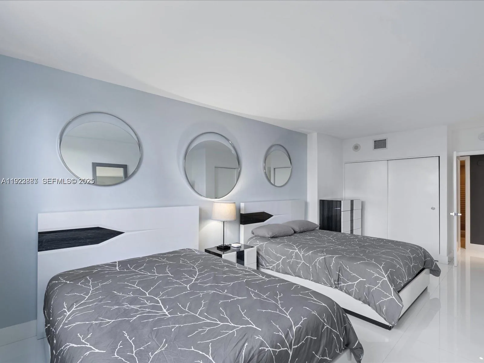 19370 E Collins Ave # 627, Sunny Isles Beach, FL 33160 photo 11