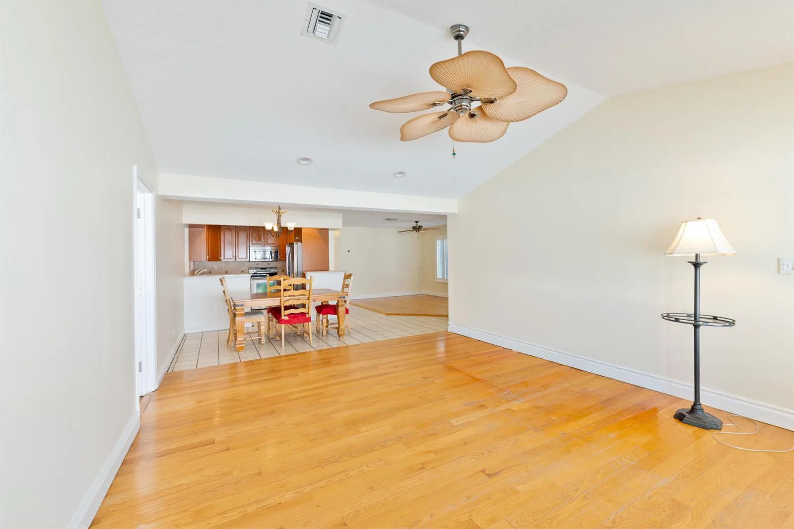 821 SE 16th Street, Deerfield Beach, FL 33441 photo 6