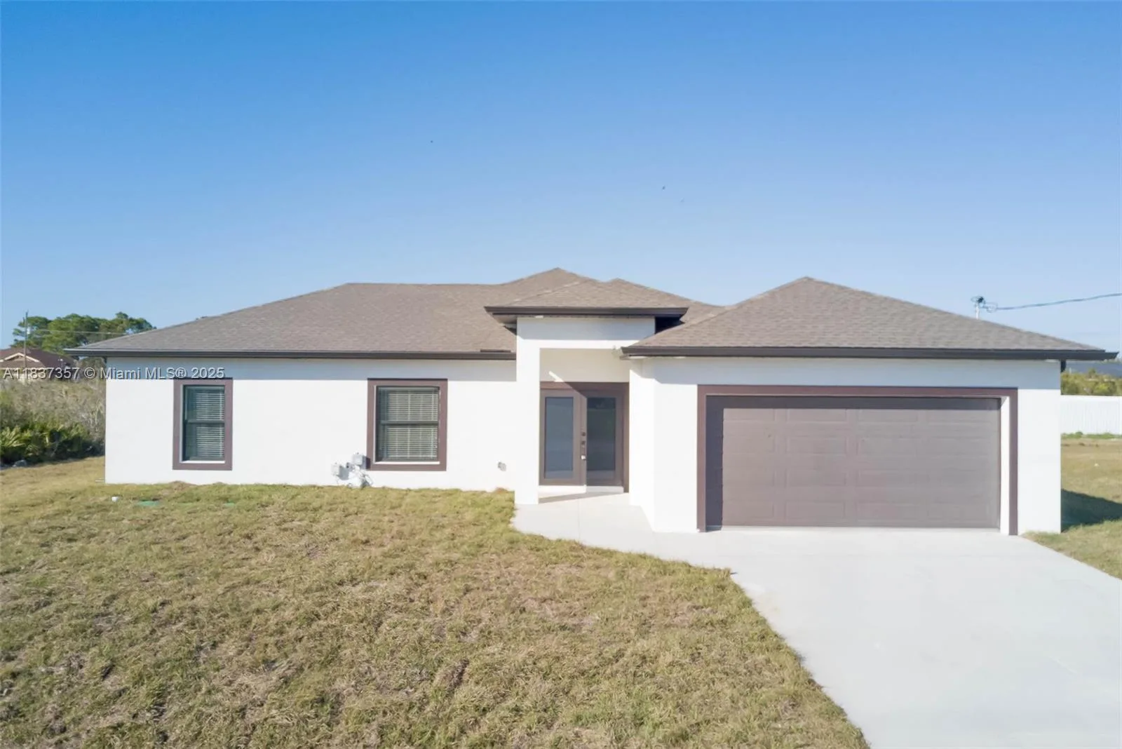 2706 72ND ST W, Lehigh Acres, FL 33971