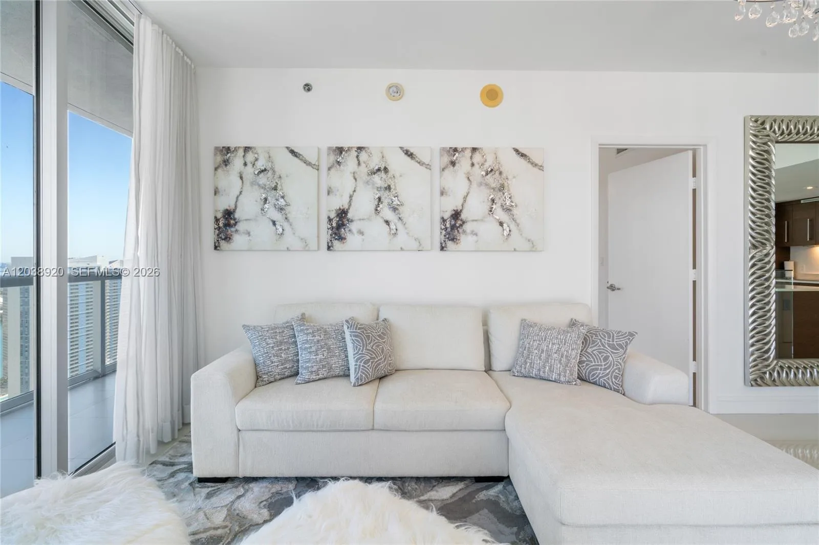 475 Brickell Ave # 4315, Miami, FL 33131 photo 10