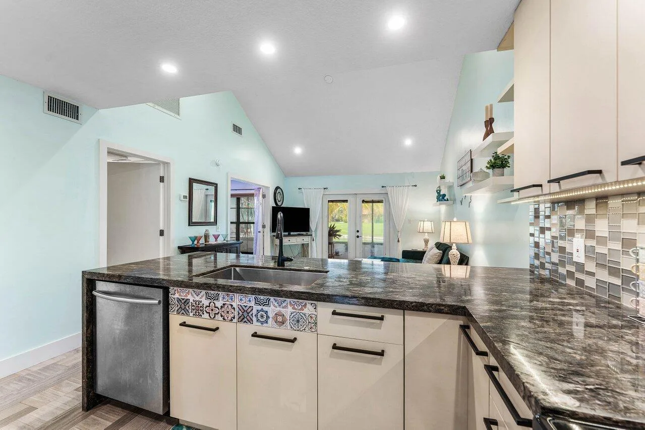 18577 Woodstream Drive, Boca Raton, FL 33498 photo 6