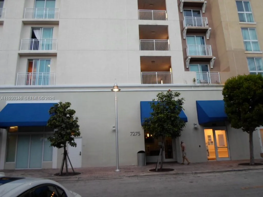 7275 SW 90th Way # G 611, Miami, FL 33156 photo 3