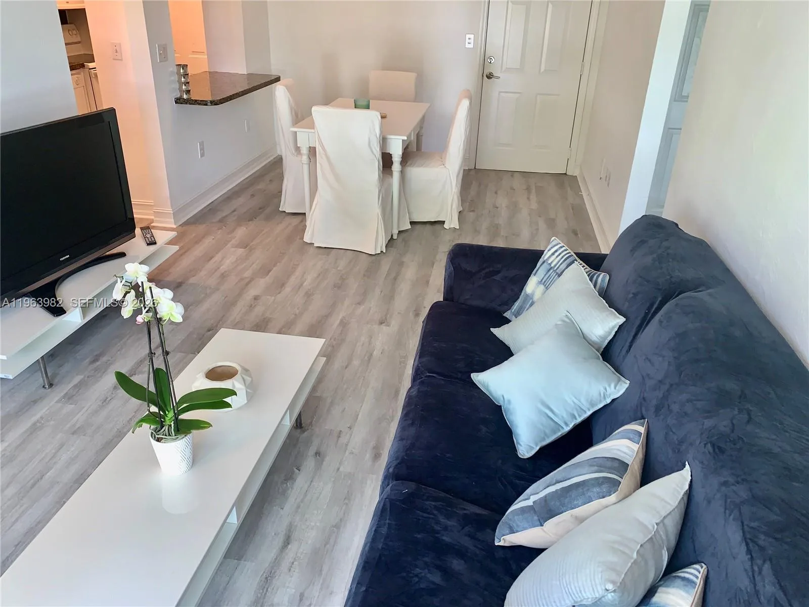 290 Sunrise Dr # 304, Key Biscayne, FL 33149