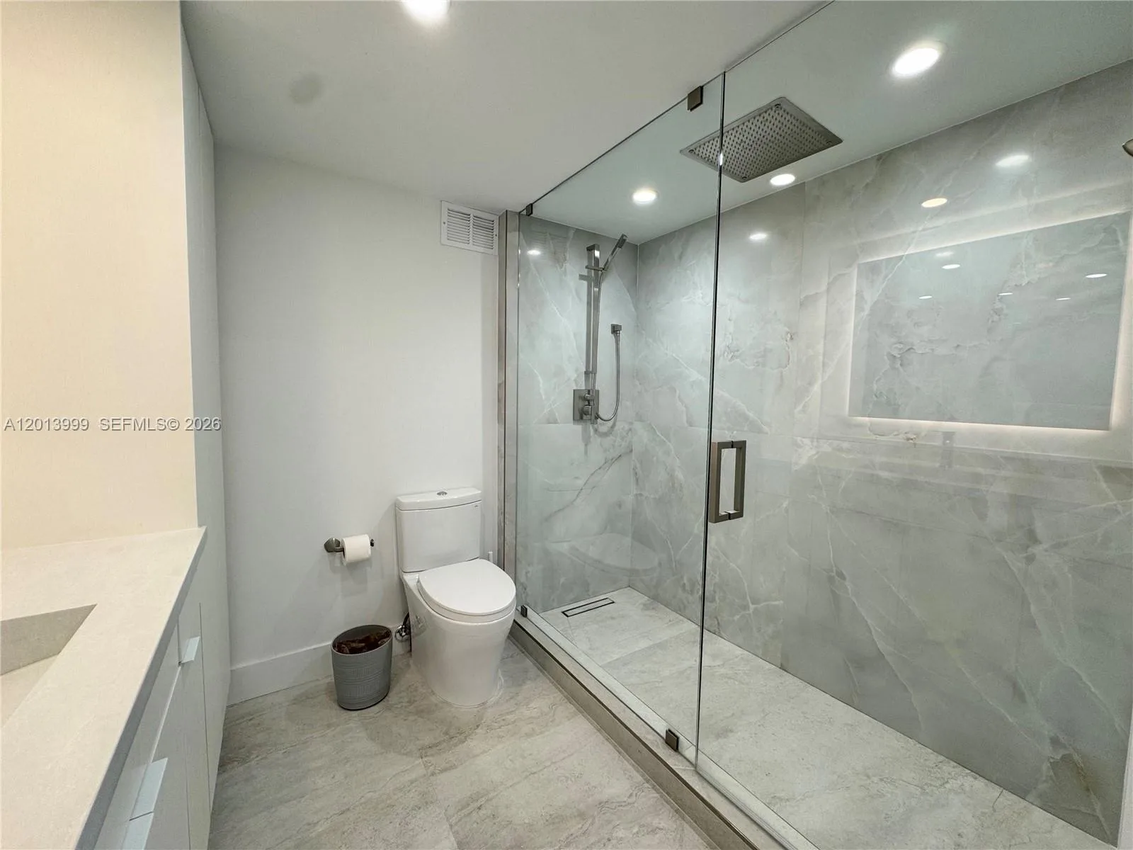 2899 Collins Ave # 1414, Miami Beach, FL 33140 photo 10