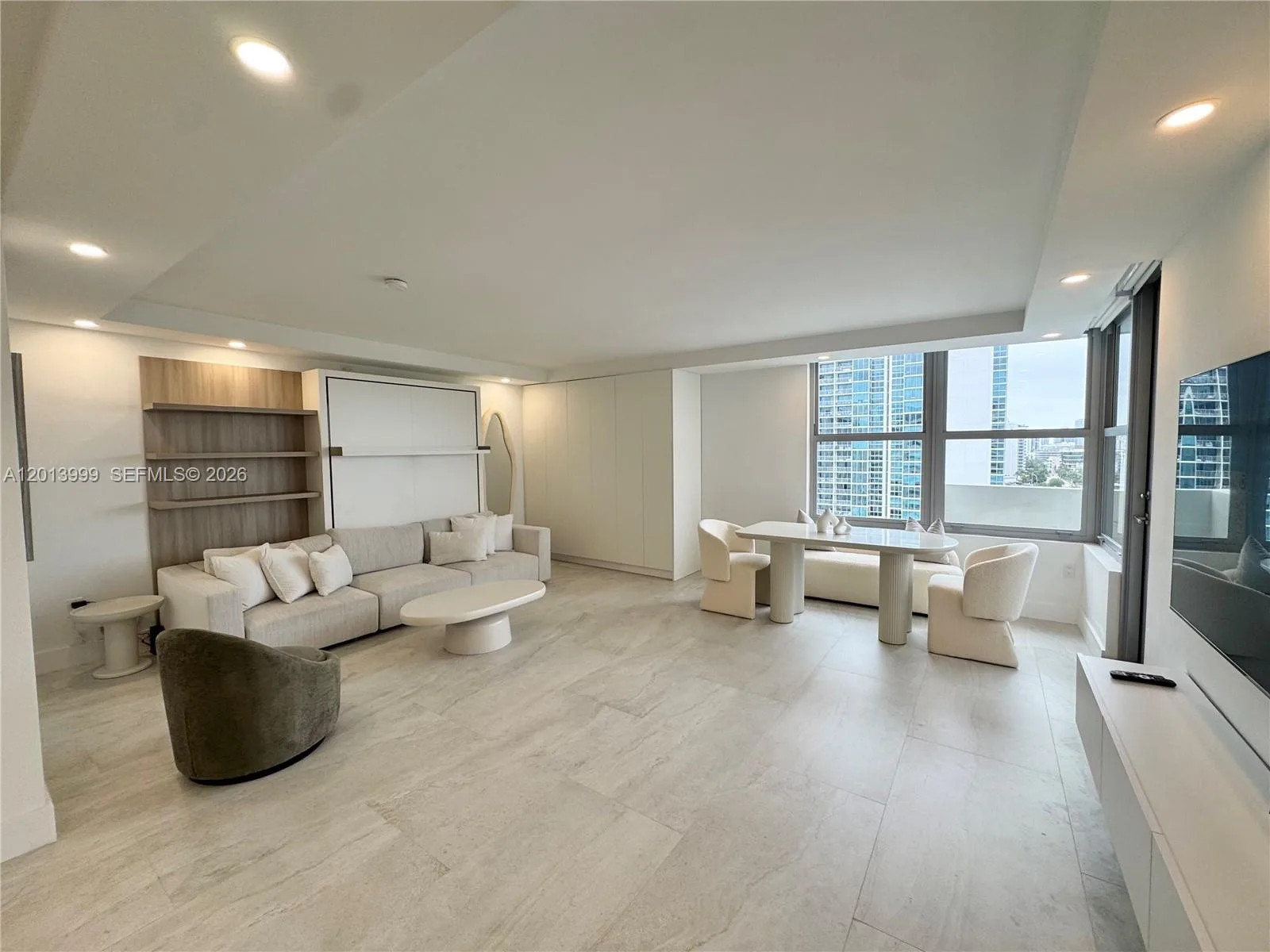 2899 Collins Ave # 1414, Miami Beach, FL 33140 photo 2