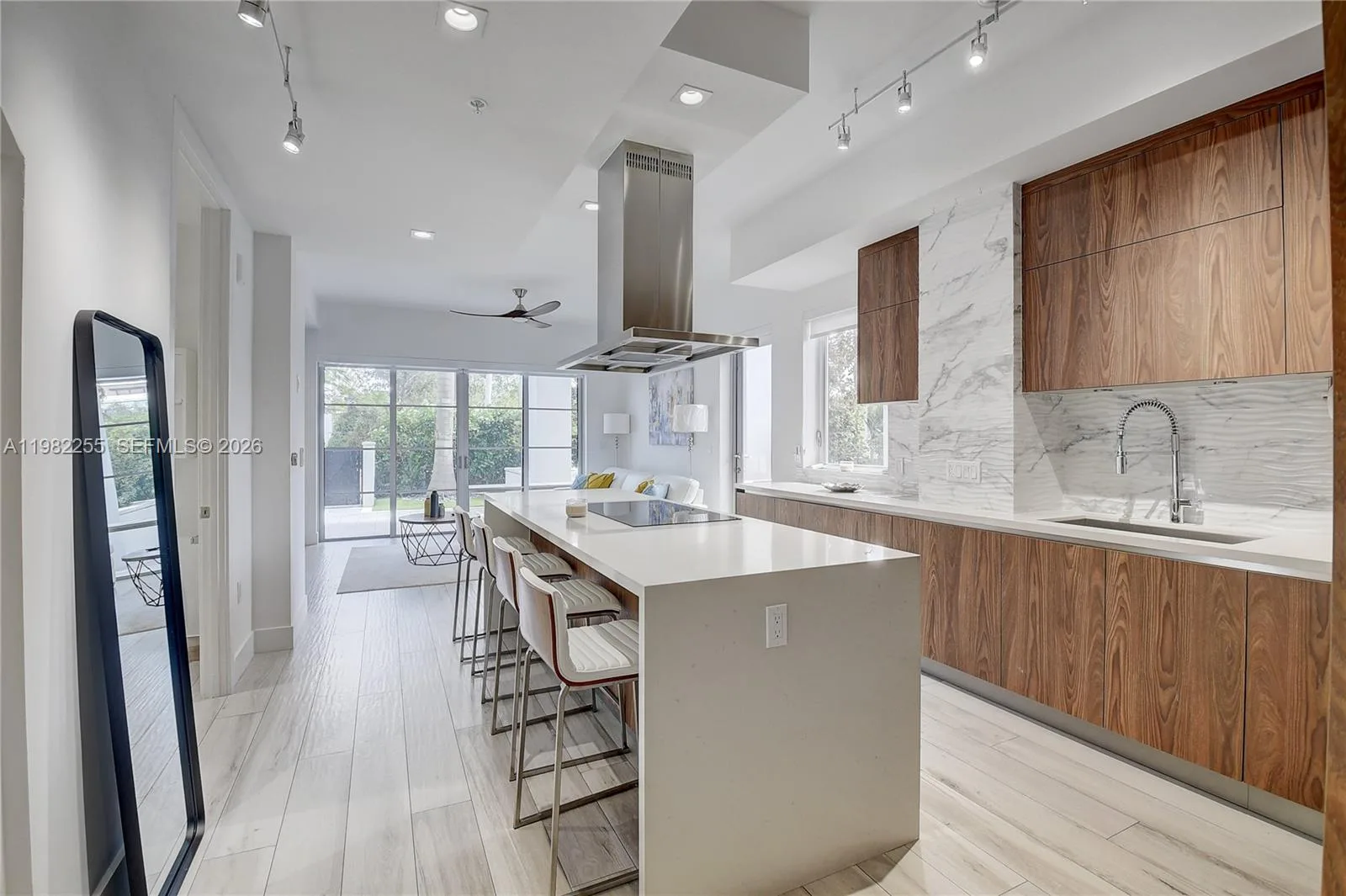 155 E Boca Raton Rd # TH1, Boca Raton, FL 33432