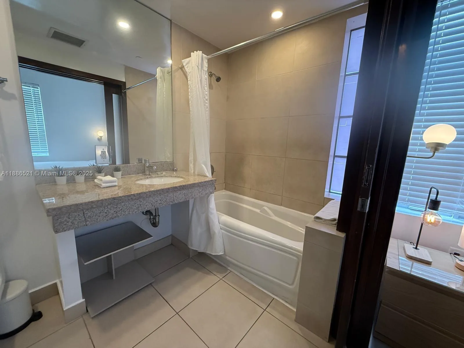 1036 Ocean Dr # B309, Miami Beach, FL 33139 photo 3