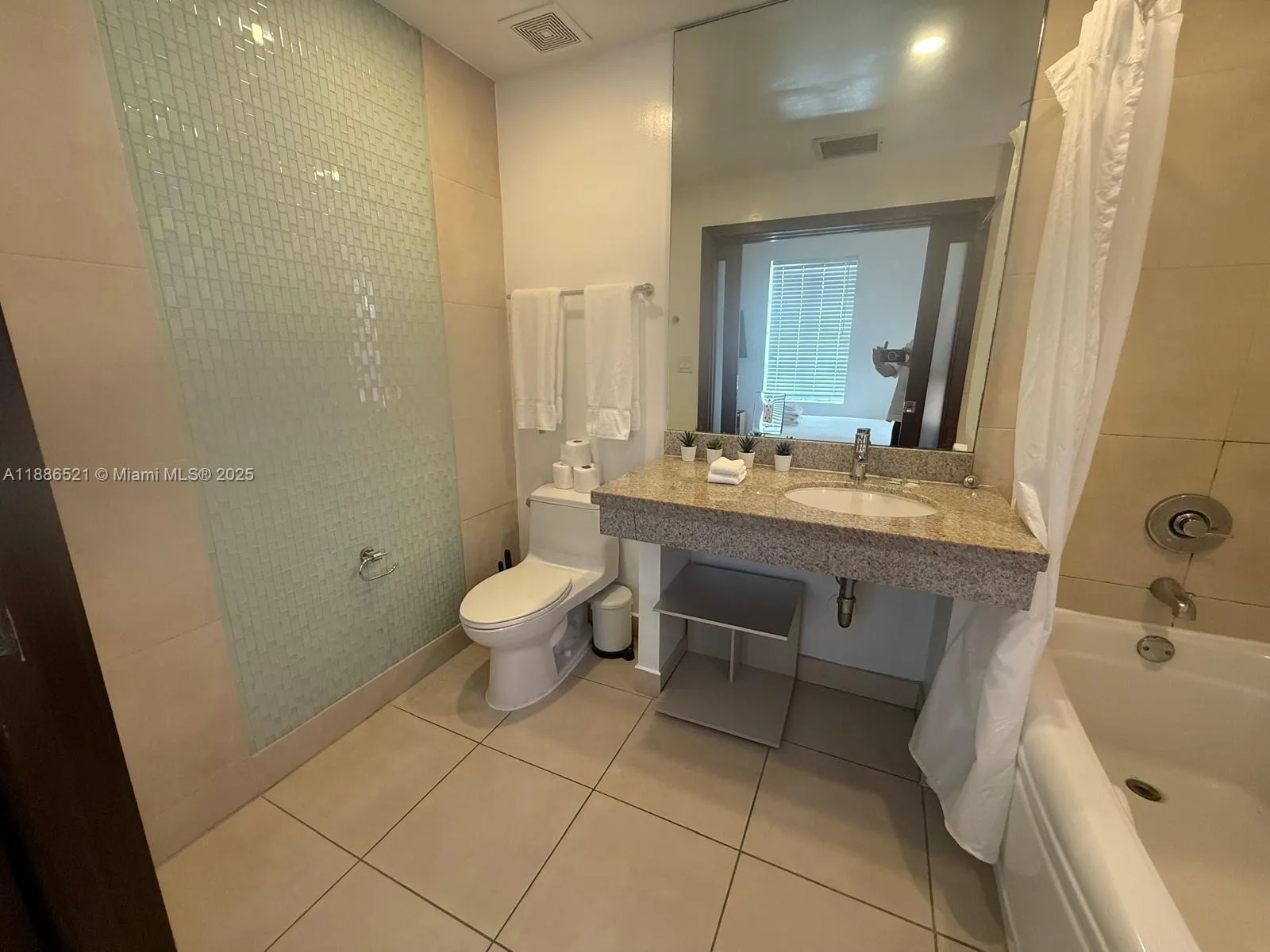 1036 Ocean Dr # B309, Miami Beach, FL 33139 photo 4