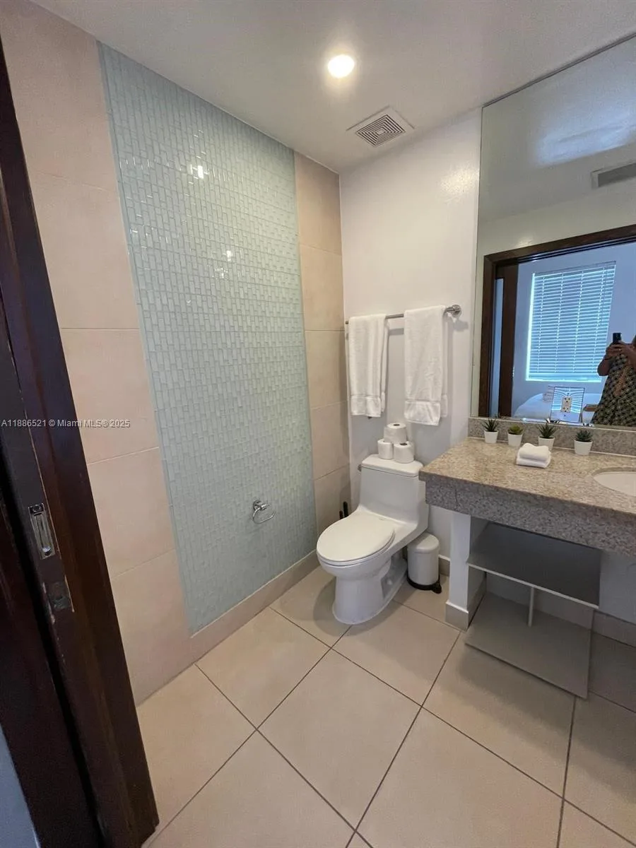 1036 Ocean Dr # B309, Miami Beach, FL 33139 photo 6