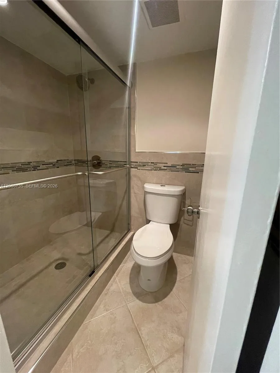10101 W Sunrise Blvd # 106, Plantation, FL 33322 photo 8