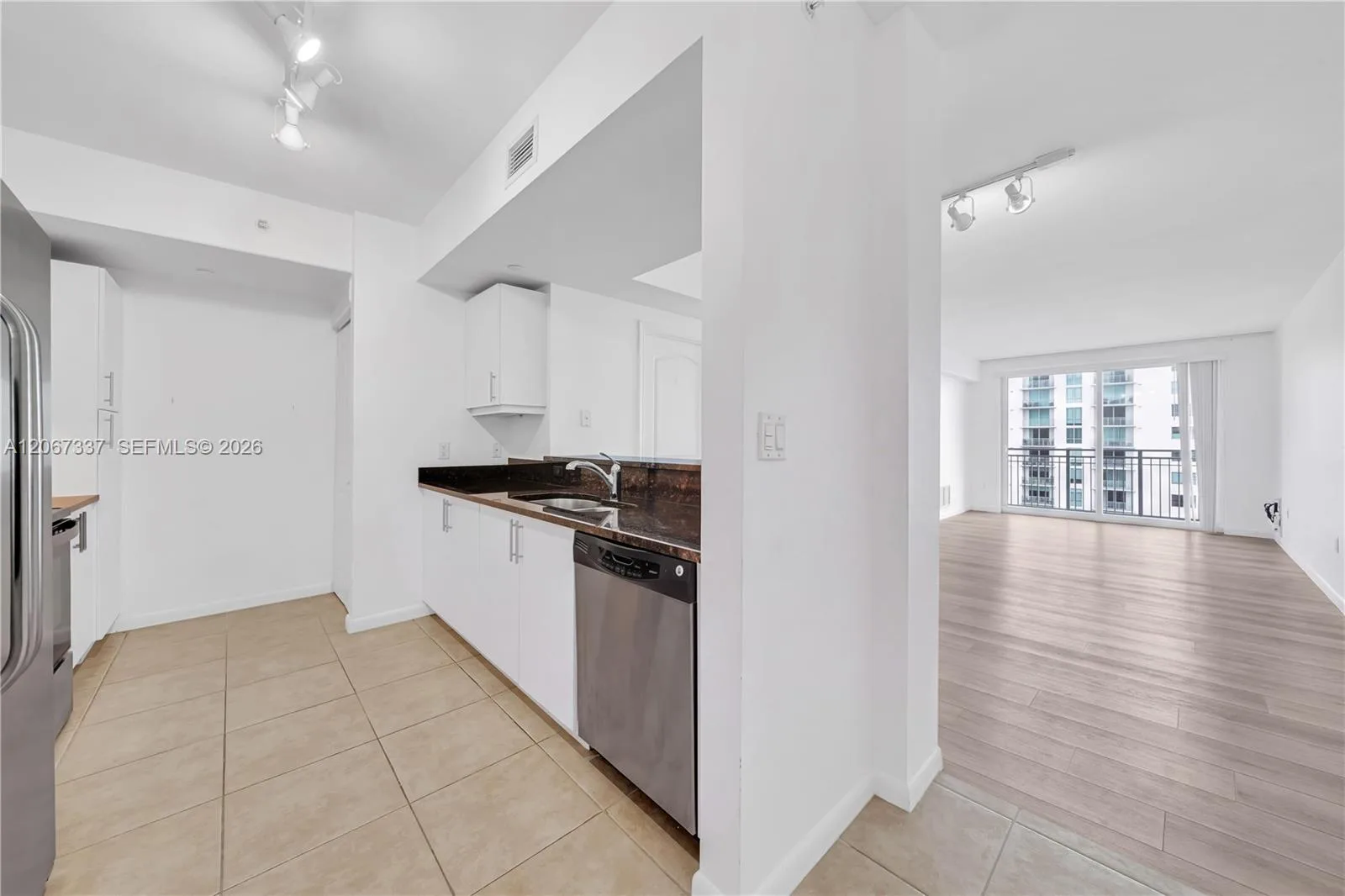 7350 SW 89th St # 2008S, Miami, FL 33156 photo 5