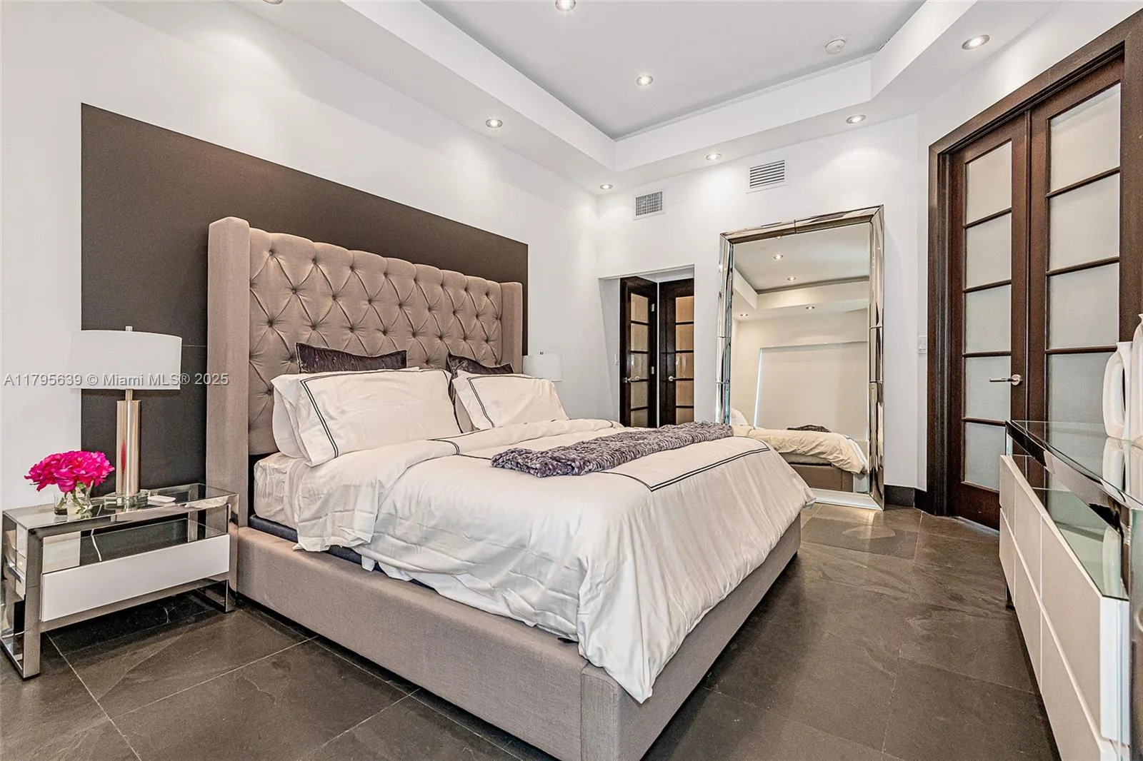 2301 Collins Ave # 1605, Miami Beach, FL 33139 photo 10