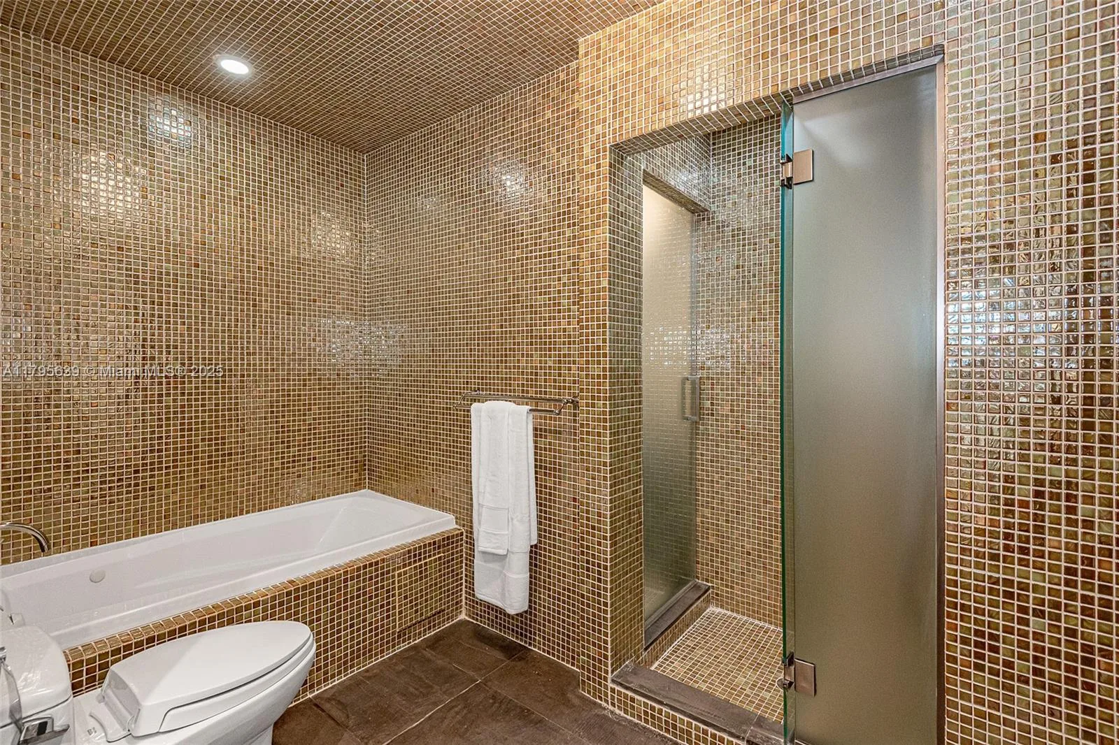 2301 Collins Ave # 1605, Miami Beach, FL 33139 photo 13