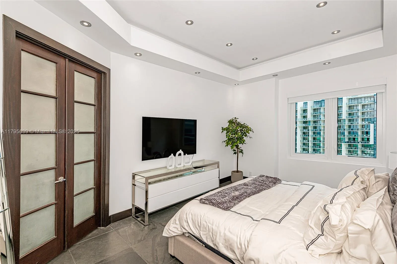 2301 Collins Ave # 1605, Miami Beach, FL 33139 photo 6