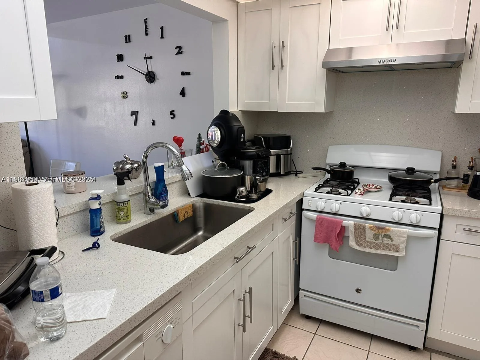 18101 NW 68th Ave # C202, Hialeah, FL 33015 photo 2