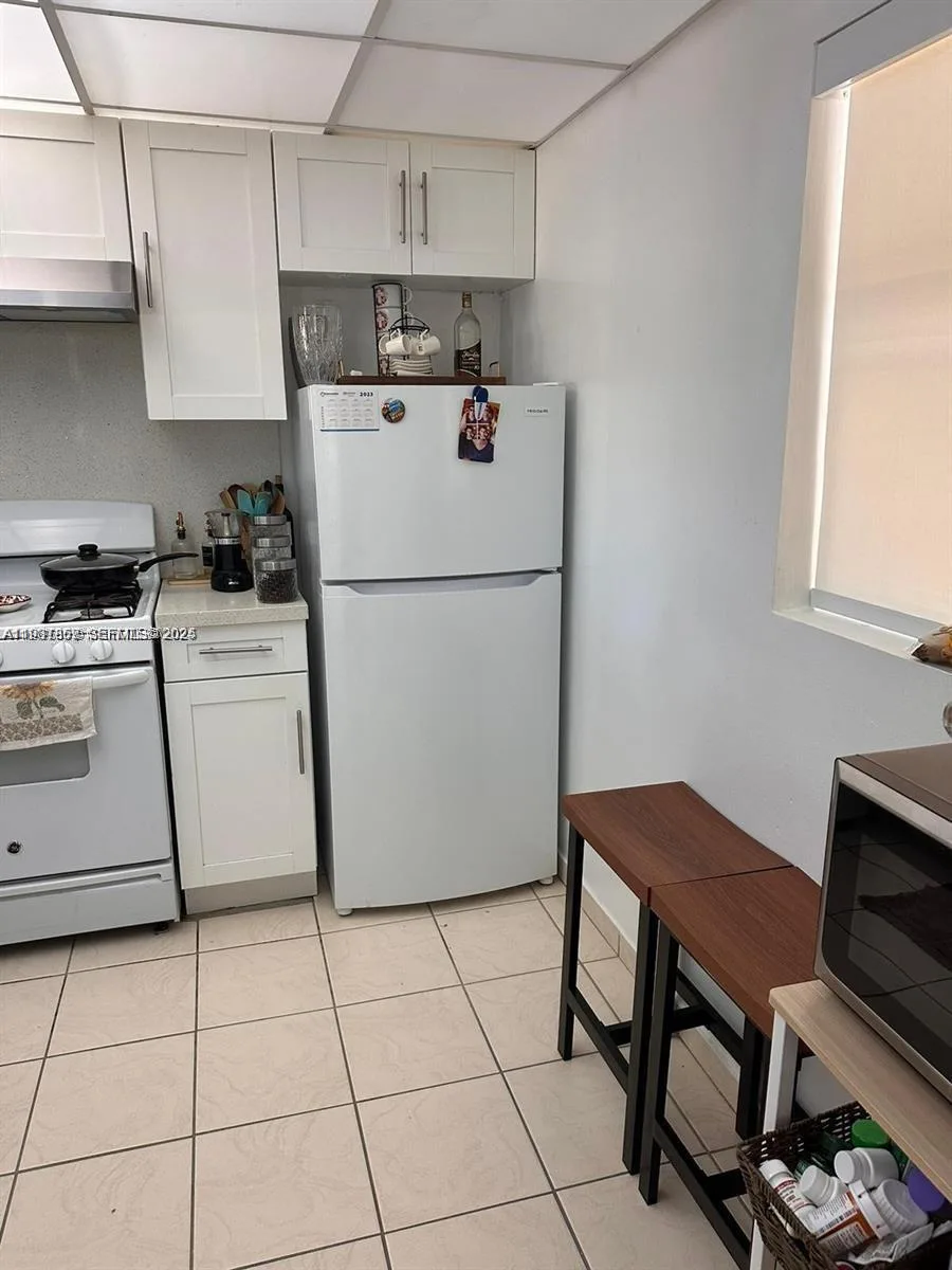 18101 NW 68th Ave # C202, Hialeah, FL 33015 photo 3