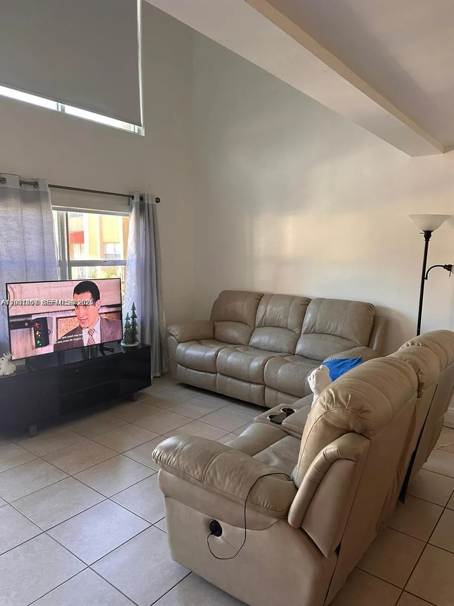 18101 NW 68th Ave # C202, Hialeah, FL 33015 photo 4