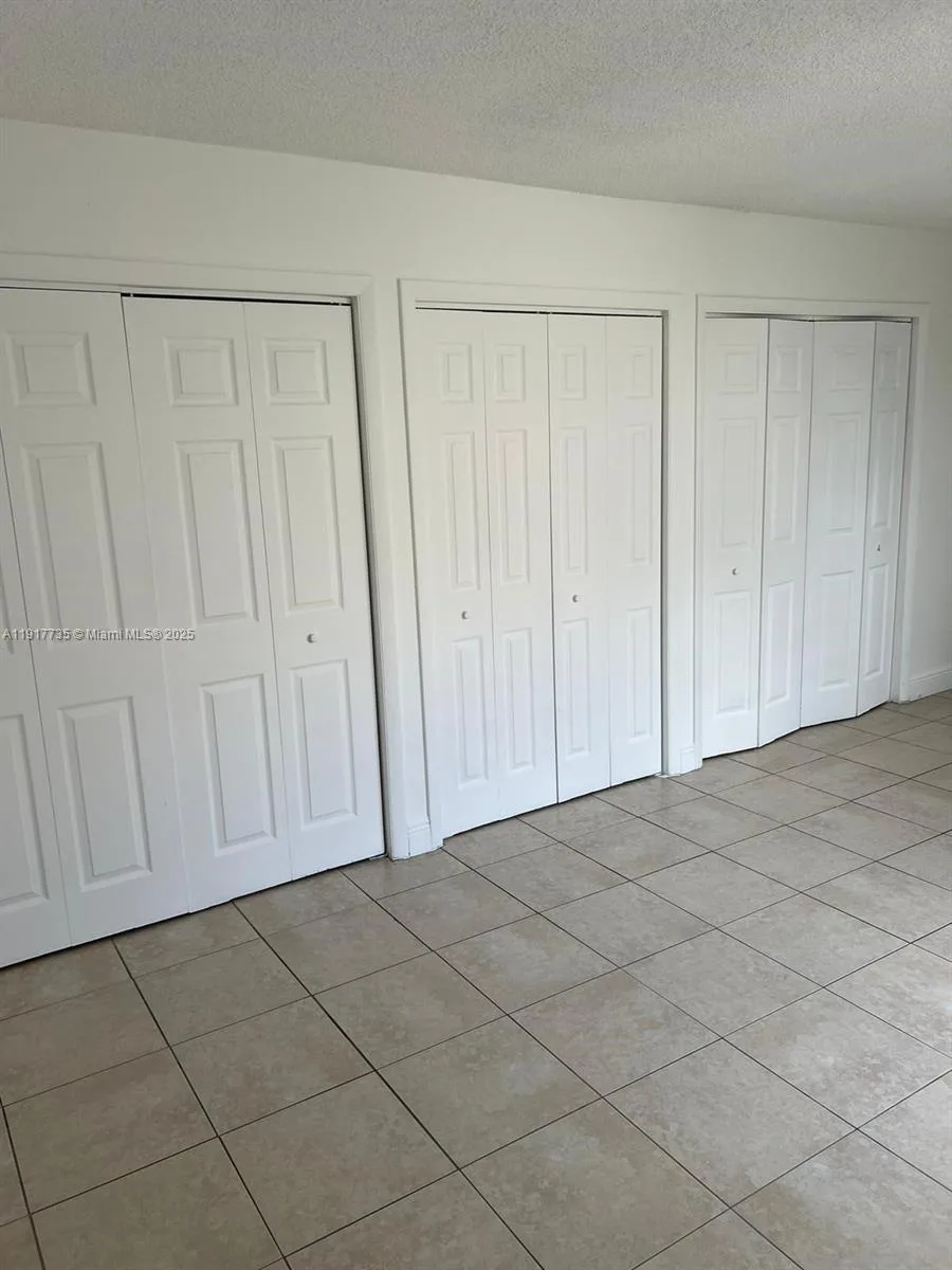 6930 Miami Gardens Dr # 1-410, Hialeah, FL 33015 photo 11