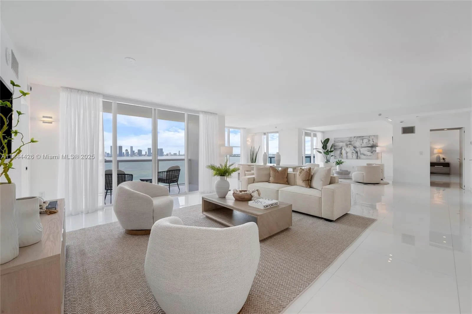 1800 Sunset Harbour Drive # 1702/4, Miami Beach, FL 33139 photo 3