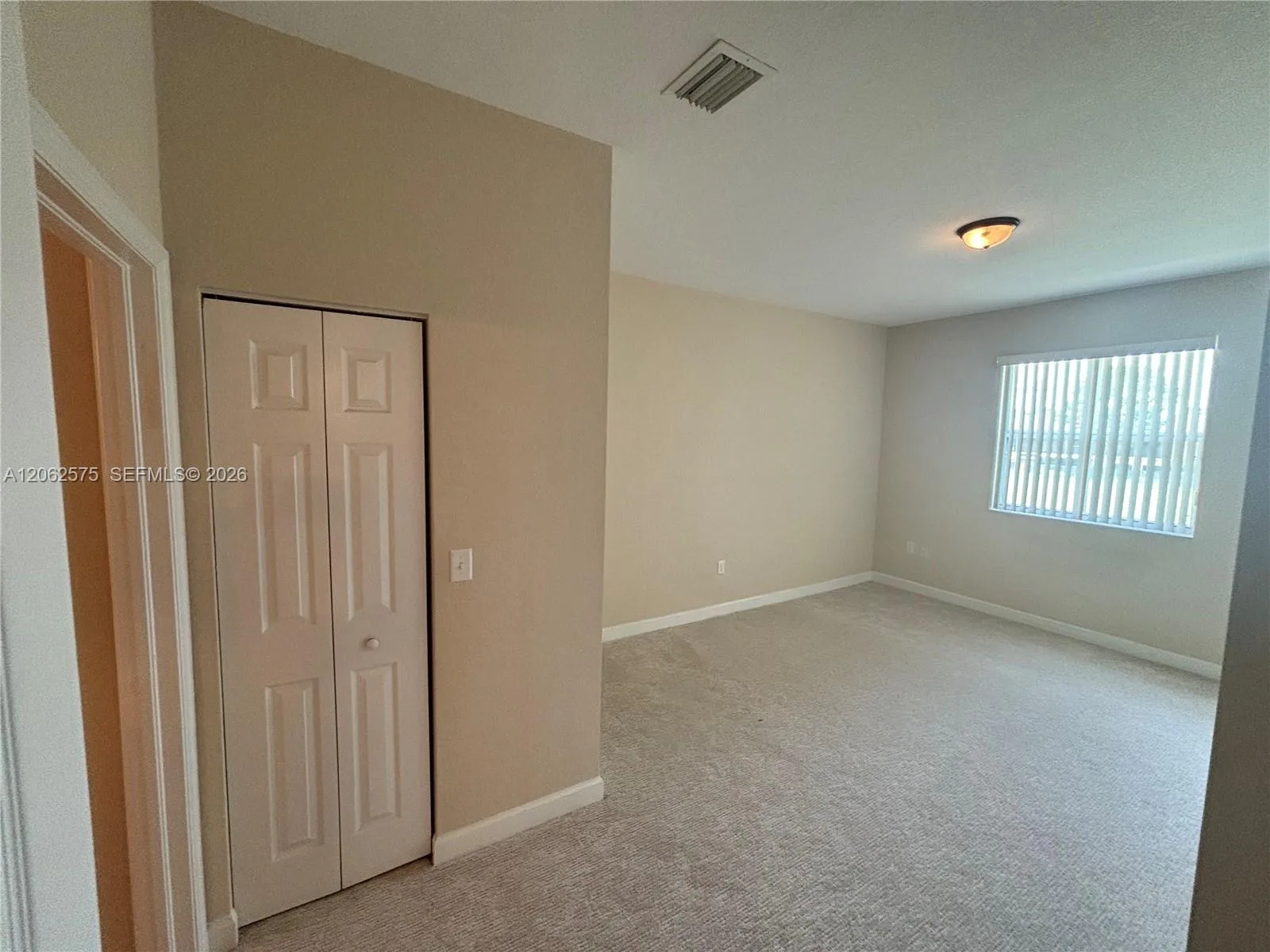 1015 NE 208th St, Miami, FL 33179 photo 11
