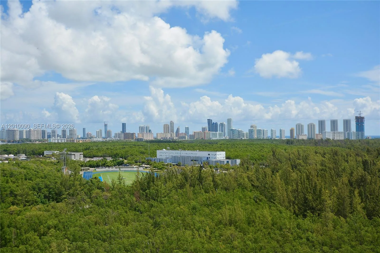 14951 Royal Oaks Ln # 1609, North Miami, FL 33181