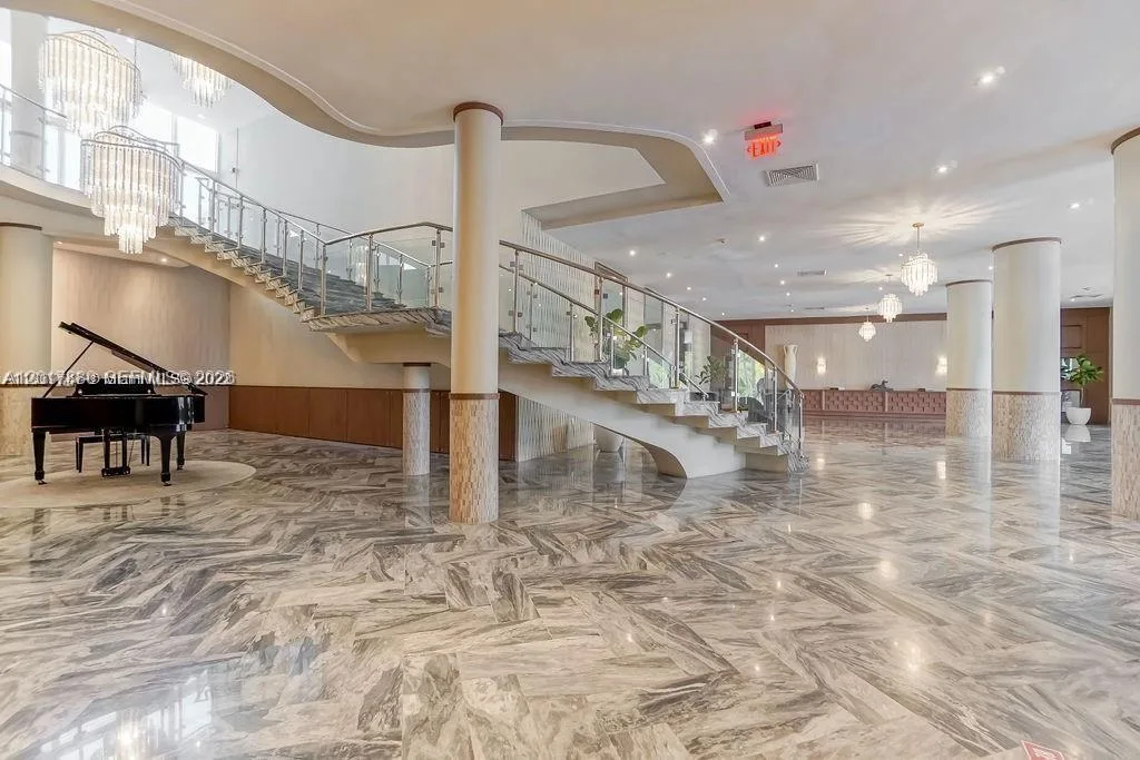 5401 Collins Ave # 128, Miami Beach, FL 33140 photo 9