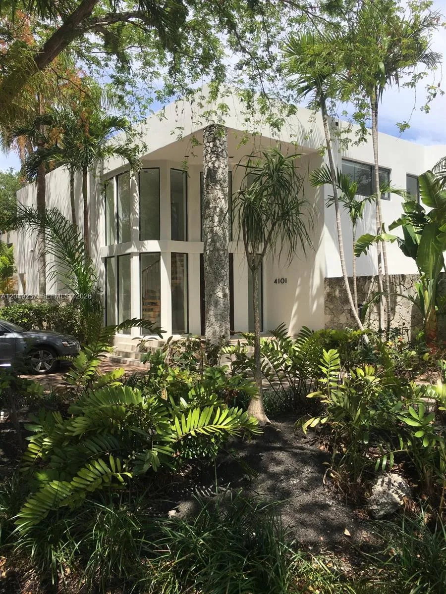 4101 Battersea Rd # 1, Miami, FL 33133