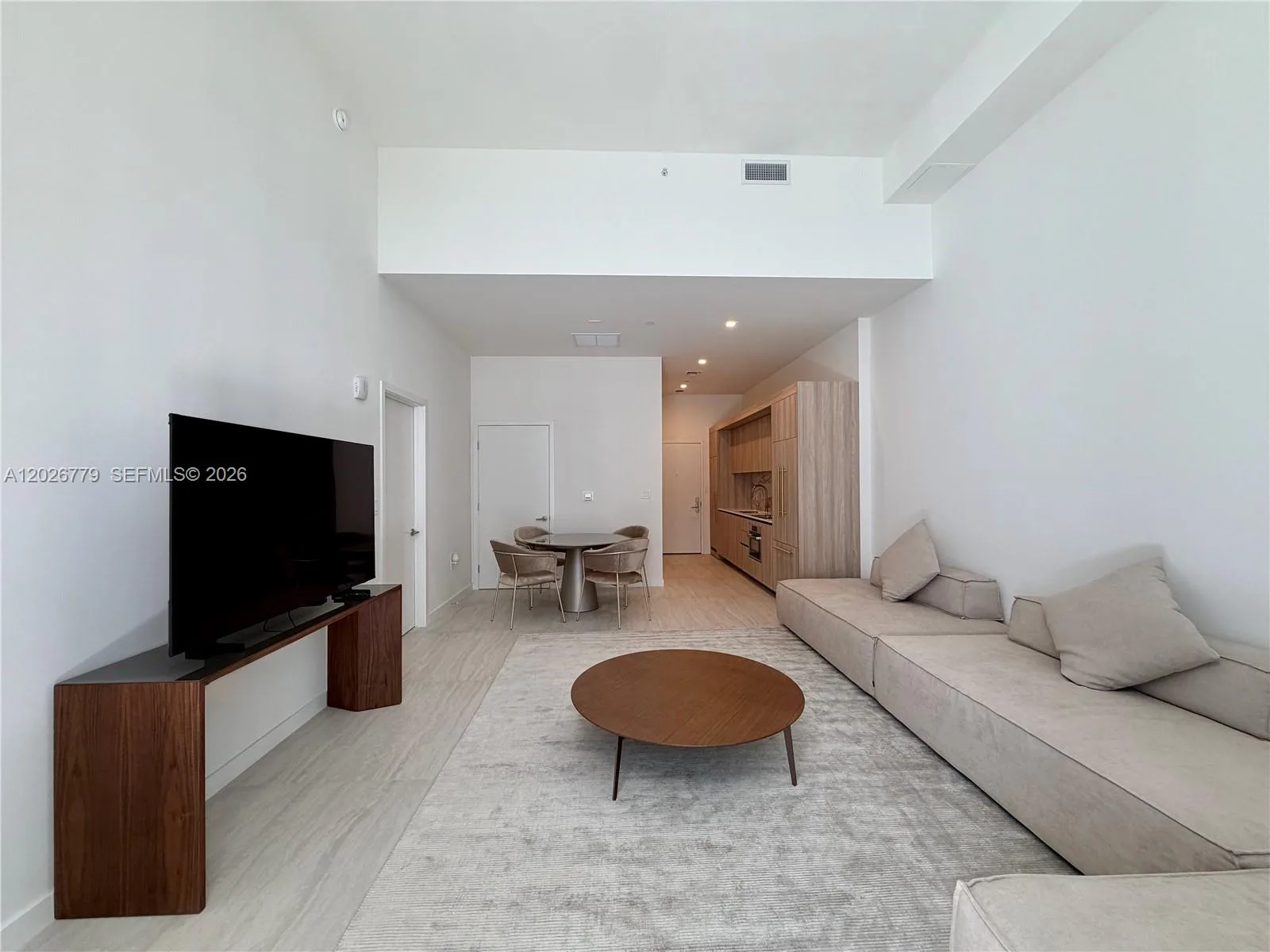 77 SE 5th St # 407, Miami, FL 33131