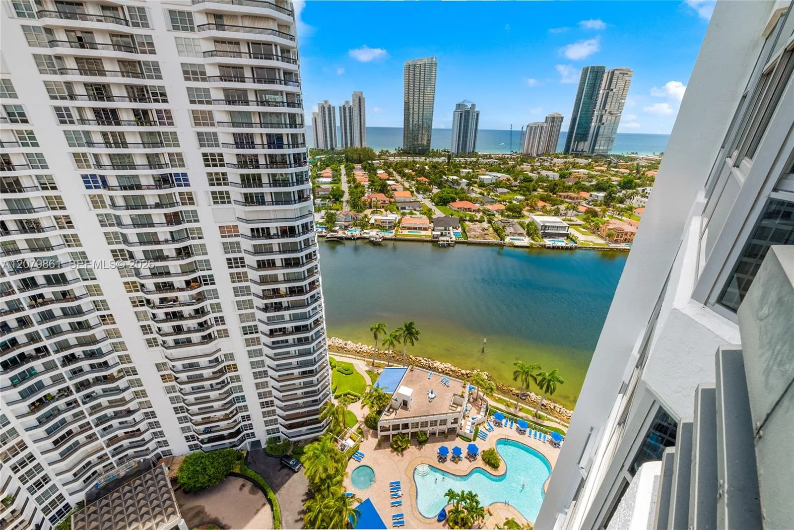 19101 NE 36th Ct # 2607, Aventura, FL 33180 photo 2