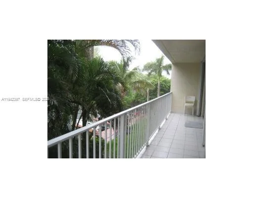 16531 NE 35th Ave # 201, North Miami Beach, FL 33160 photo 5