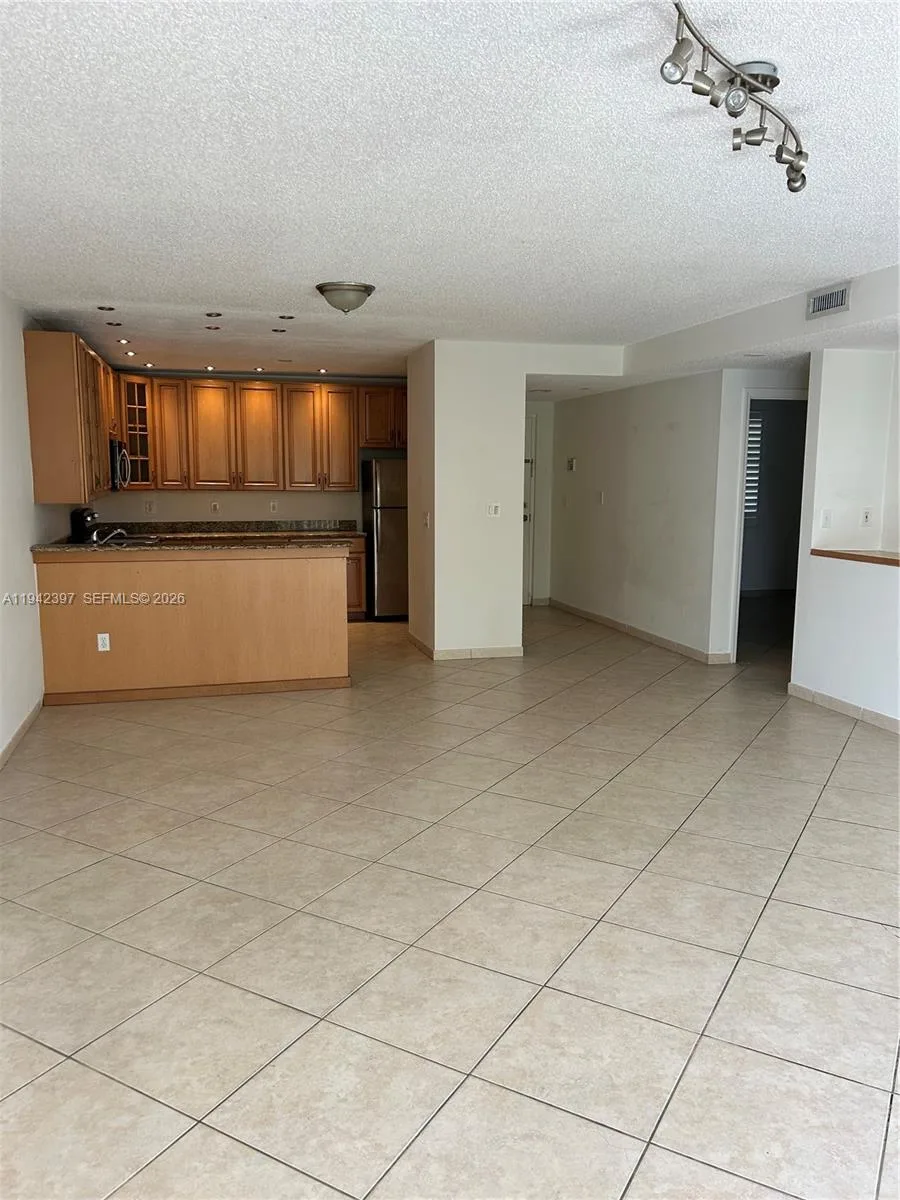 16531 NE 35th Ave # 201, North Miami Beach, FL 33160 photo 8