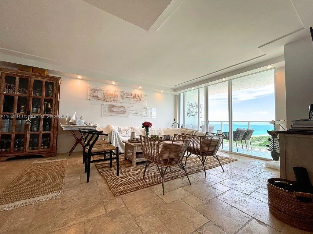 100 Bayview Dr # 1924, Sunny Isles Beach, FL 33160 photo 3