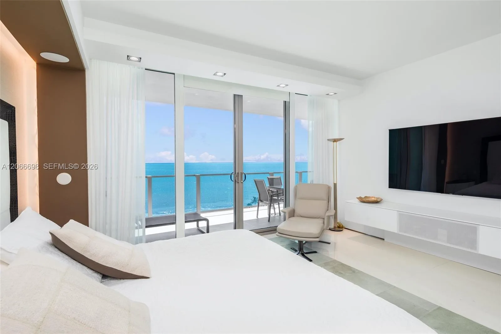 360 Ocean Dr # 804S, Key Biscayne, FL 33149 photo 12