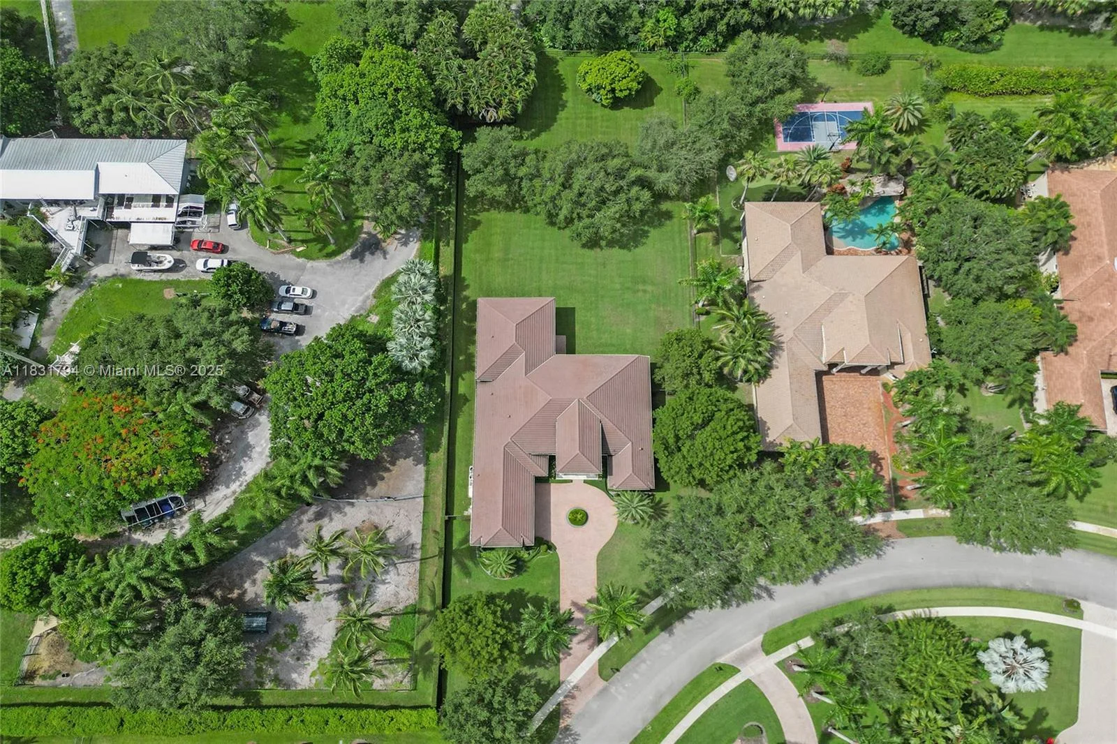 11056 Blackhawk Blvd, Davie, FL 33328 photo 5