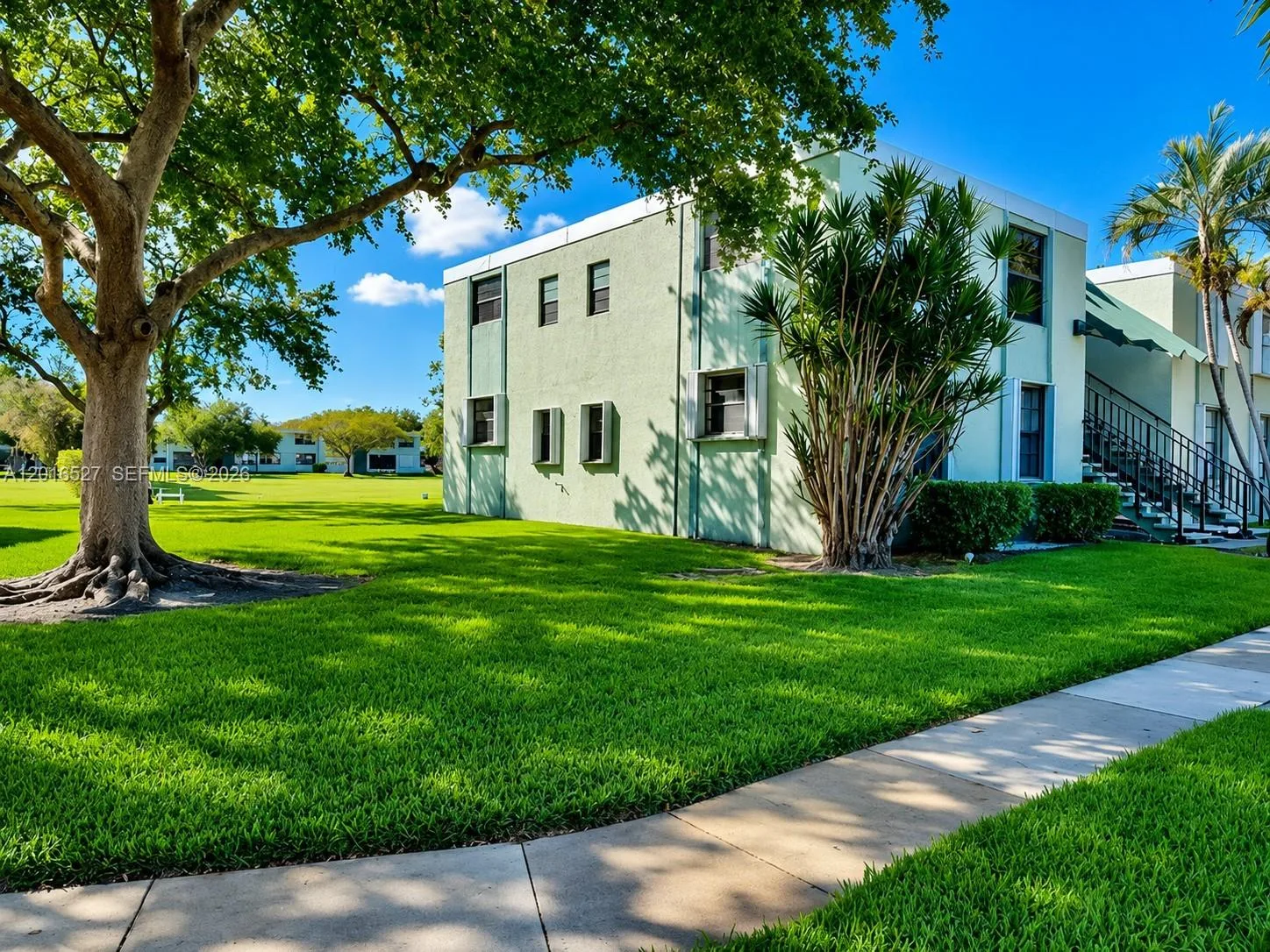 7396 NW 18th St # 101, Margate, FL 33063