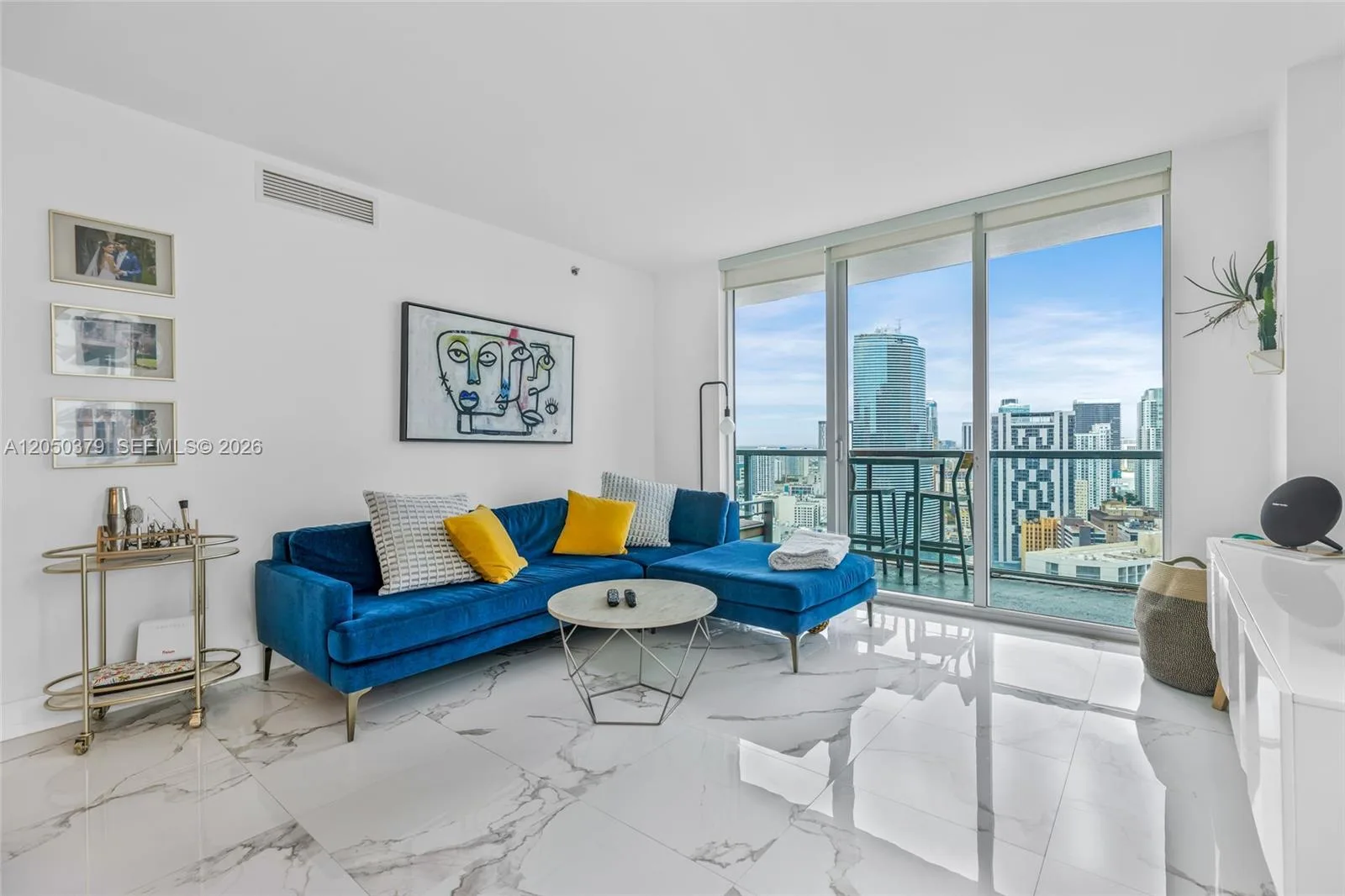 55 SE 6th ST # 3807, Miami, FL 33131