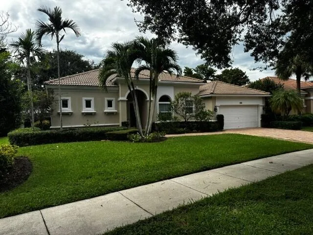 103 MAGNOLIA Way, Tequesta, FL 33469